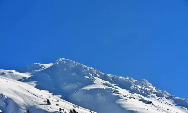 冬のルーマニア ファガラス山脈の風景 — ストック写真