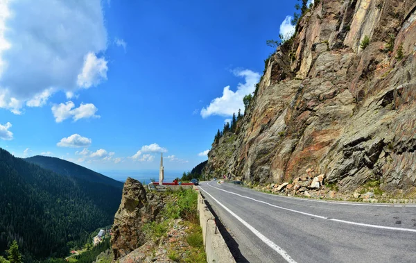 Close Estrada Sinuosa Transfagarasan Nas Montanhas Fagaras Roménia — Fotografia de Stock