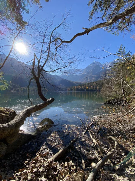 Trentino Alto Adige Talya Daki Güzel Tovel Gölü Manzarası — Stok fotoğraf