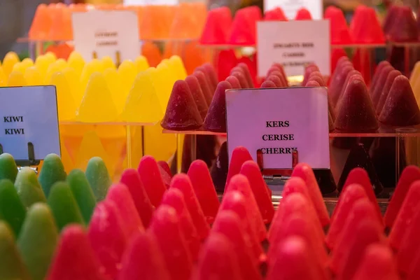 Une Mise Point Sélective Marmelades Belges Différentes Saveurs Sur Marché — Photo