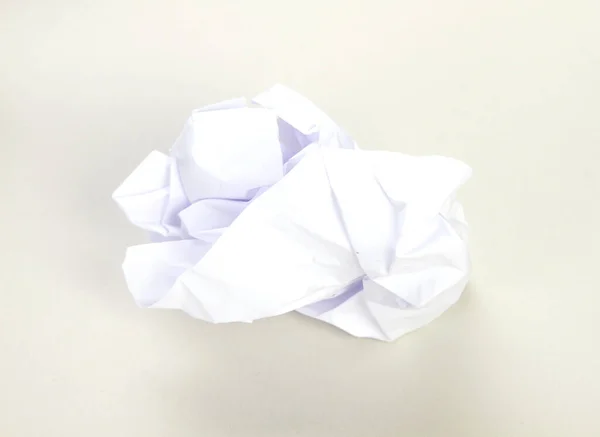 Foglio Carta Accartocciato Isolato Sfondo Bianco — Foto Stock