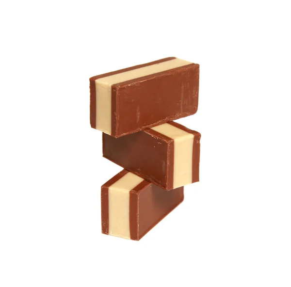 Três Doces Chocolate Empilhados Outro Isolados Fundo Branco — Fotografia de Stock