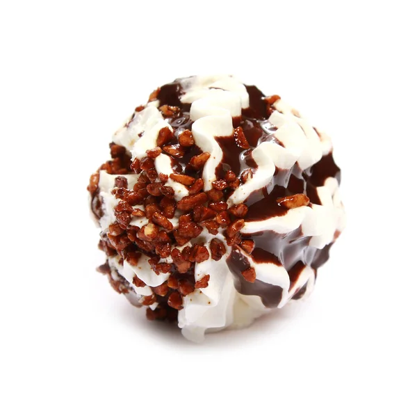 Ein Eis Mit Schokolade Und Nüssen Auf Weißem Hintergrund — Stockfoto