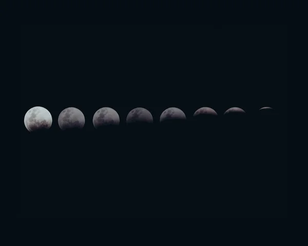 Közelkép Hold Különböző Fázisairól Sötét Éjszakai Égbolton — Stock Fotó