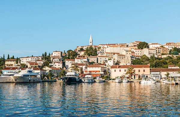 Красивый Снимок Океана Достопримечательностей Трогире Хорватия — стоковое фото