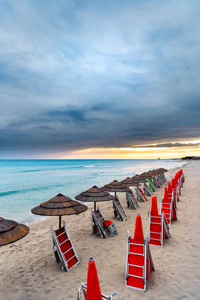 Vertical Shot Empty Beach Resort Shore Italy — Stock Photo, Image