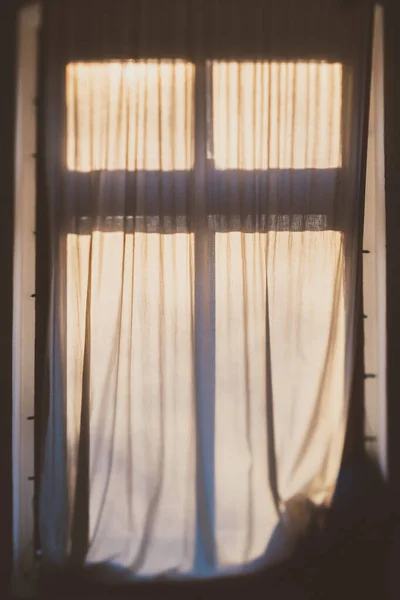 Vertical Shot Closed Curtain Front Window Morning — Stock Photo, Image