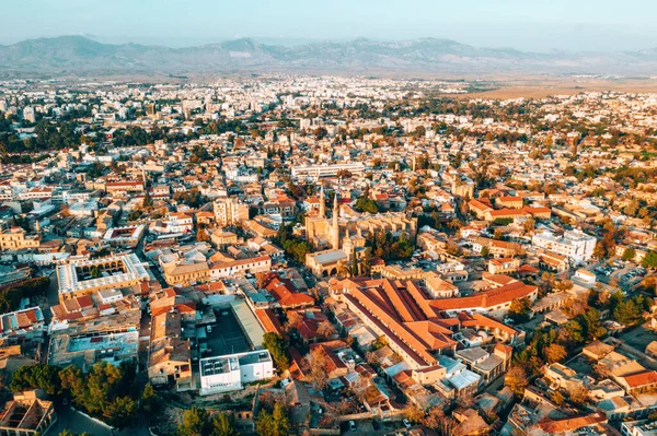 Uma Vista Aérea Paisagem Urbana Cidade Antiga Nicósia Chipre — Fotografia de Stock