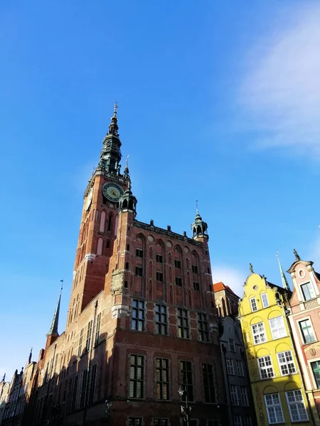 Uma Vista Câmara Municipal Com Torre Relógio Gdansk Polônia — Fotografia de Stock