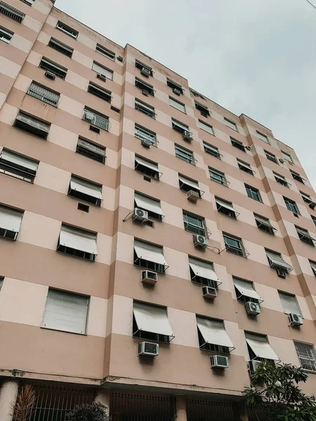 Vertical Low Angle Shot Typical Residential Building Rio Janeiro — Stock Photo, Image