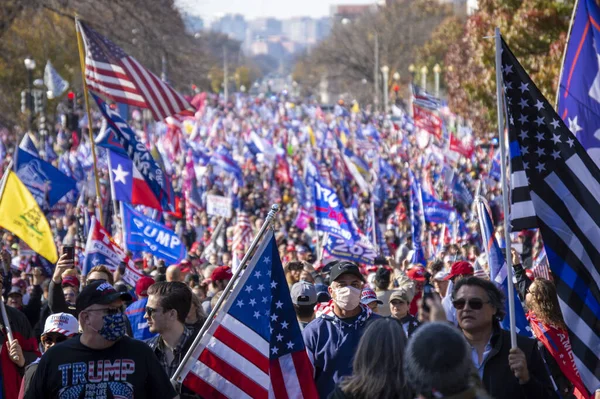 Washington Det Forenede Stater November 2020 Million Maga March Demonstranter - Stock-foto