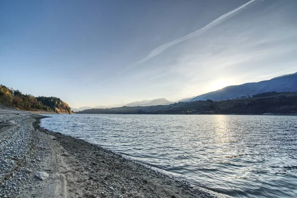 Jezero Lago Santa Giustina Při Západu Slunce Itálii — Stock fotografie