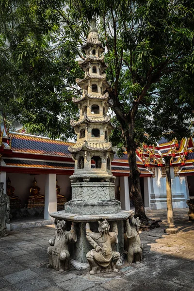 Egy Függőleges Felvétel Wat Phra Bangkokban Thaiföldön — Stock Fotó