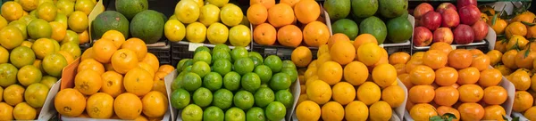 Gyönyörű Panoráma Gyümölcsökről Piacon — Stock Fotó