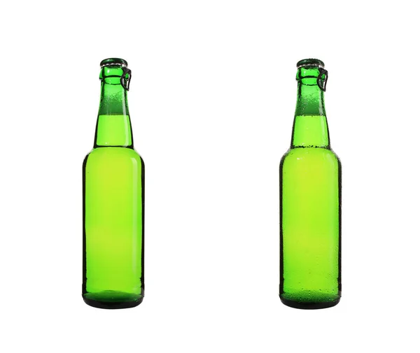 Una Toma Vertical Botellas Cerveza Aisladas Sobre Fondo Blanco — Foto de Stock