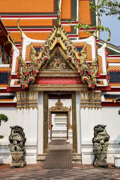 Vertikal Bild Ingången Till Wat Phra Bangkok Thailand — Stockfoto