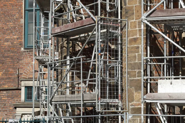 Vue Échafaudage Sur Chantier Construction Une Église Brême Allemagne Europe — Photo