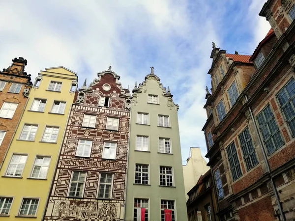 Low Angle Shot Colorful Tenament Houses Facades Old City Gdansk — Stock Photo, Image