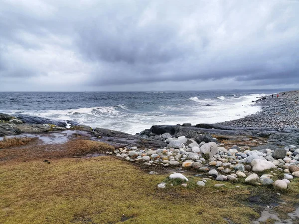Μια Άποψη Της Όμορφης Βραχώδη Ακτή Του Molen Νορβηγία Ένα — Φωτογραφία Αρχείου