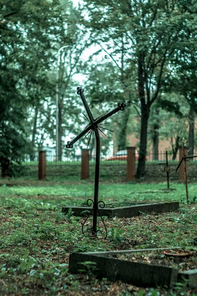 Vertical Shot Grave Cross Graveyard — Stock Photo, Image