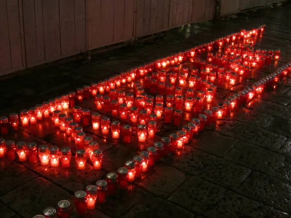 Viele Rote Kerzen Während Des Gedenkens Das Massaker Von Vukovar — Stockfoto