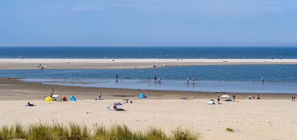 Stranden Zandmotor Sandmotor Nära Kijkduin Beach Varm Sommardag Med Tillräcklig — Stockfoto