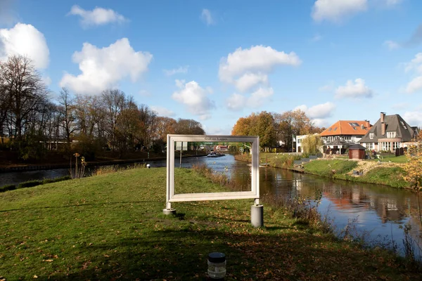 Meppen Emsland Almanya Sakin Bir Ems Kanalı Üzerinde Yüzen Bir — Stok fotoğraf