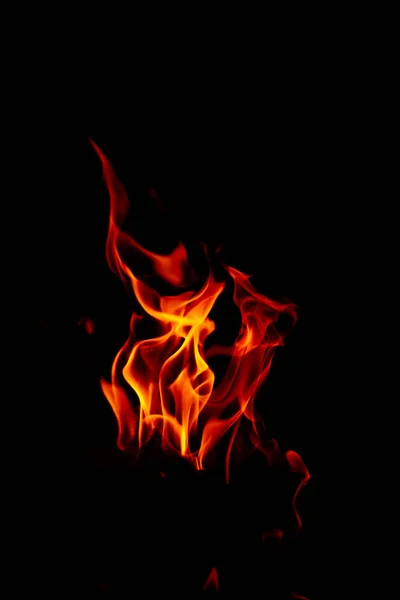 Plan Vertical Belles Flammes Brûlantes Nuit — Photo