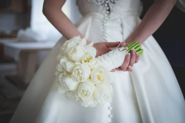 Primer Plano Ramo Bodas Las Manos Novia — Foto de Stock