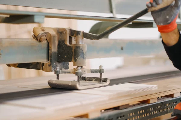 Closeup Shot Person Operating Industrial Wood Cutting Machine — Stock Photo, Image