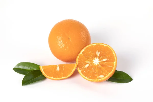 Primer Plano Naranjas Frescas Sobre Fondo Blanco — Foto de Stock