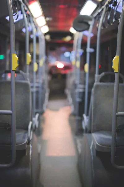 Egy Függőleges Felvétel Tömegközlekedési Busz Belsejéről — Stock Fotó