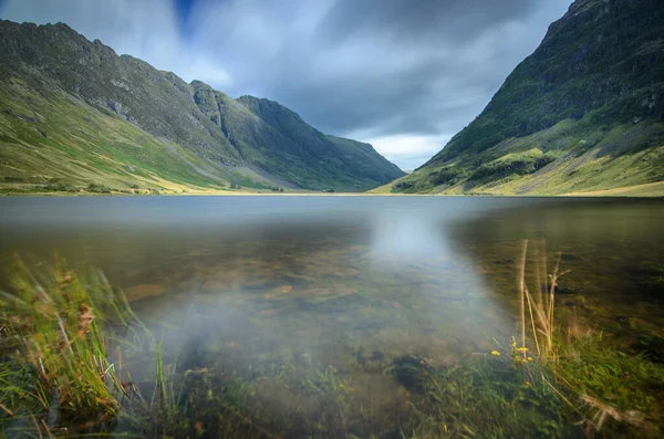 Egy Gyönyörű Loch Achtriochtan Vagy Loch Trychardan Felvétel Glencoe Ban — Stock Fotó