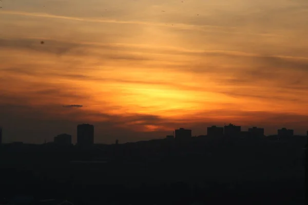 Yerevan Armenien Nov 2018 Fascinerande Solnedgång Himmel Över Silhuetter Byggnader — Stockfoto