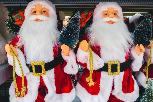 Primo Piano Giocattoli Decorativi Babbo Natale Negozio Natale — Foto Stock