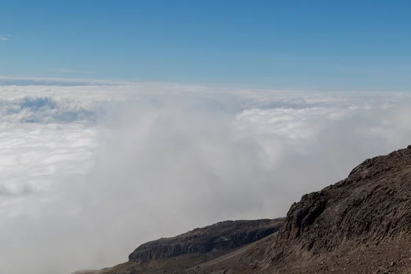 Zbliżenie Ujęcia Zachmurzonego Nieba Wulkanu Popocatepetl Meksyku — Zdjęcie stockowe