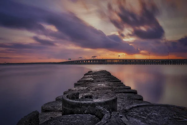 Una Bella Foto Del Molo Della Spiaggia Tramonto — Foto Stock