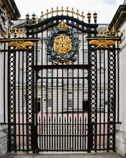 Vue Verticale Des Portes Palais Buckingham Jour Londres Angleterre — Photo