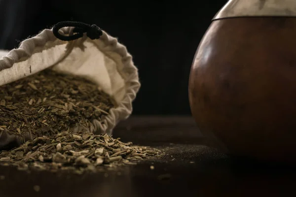 Een Close Shot Van Traditionele Zuid Amerikaanse Partner Kruid Drinken — Stockfoto