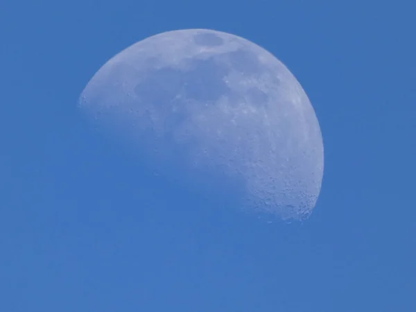 Beautiful View Moon Visible Blue Sky — Stock Photo, Image