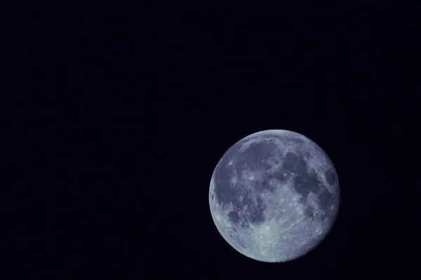 Gros Plan Pleine Lune Dans Ciel Nocturne Sombre — Photo