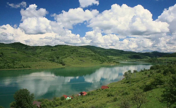Beau Cliché Lac Bezid Roumanie — Photo