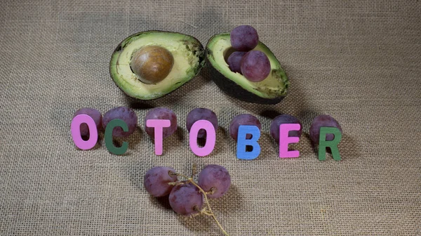 Kalendarz Który Odzwierciedla Niektóre Warzywa Owoce Miesiąca — Zdjęcie stockowe