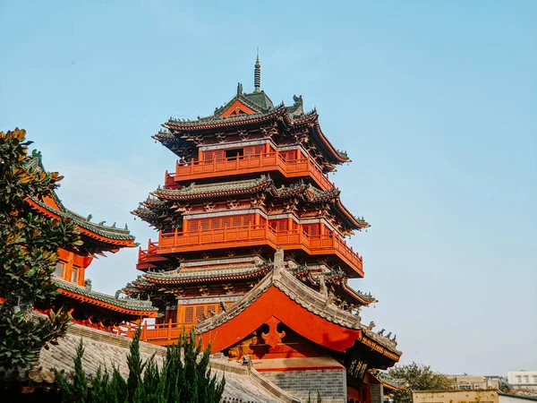 중국의 역사적 카이펑 신전의 아름다운 — 스톡 사진
