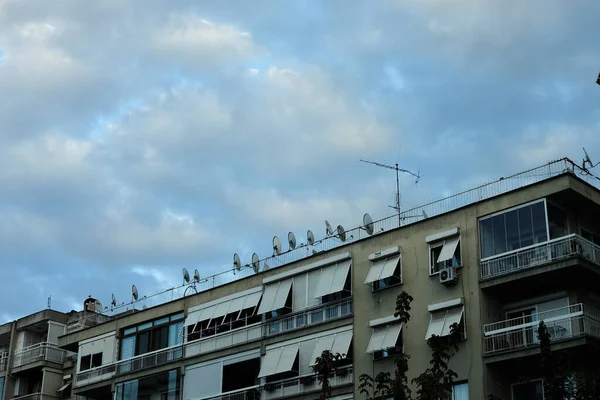 Fascinante Plano Hermosos Edificios Bajo Cielo Azul Nublado — Foto de Stock