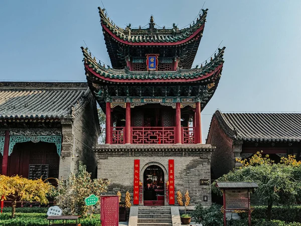 Tiro Ângulo Baixo Templo Histórico Kaifeng China — Fotografia de Stock