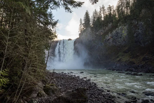 Uma Bela Foto Snoqualmie Falls Rio Snoqualmie Uma Das Atrações — Fotografia de Stock