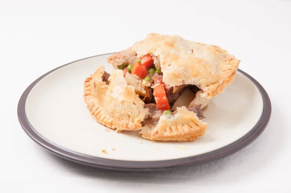 Tarte Viande Bœuf Salée Avec Garniture Pâtissière — Photo