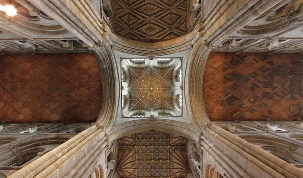 英国ペターボロ 2016年10月24日 ピーターバラ大聖堂の天井を見上げ — ストック写真