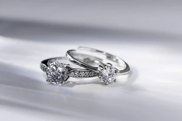 Selective Focus Closeup Diamond Rings — Stock Photo, Image